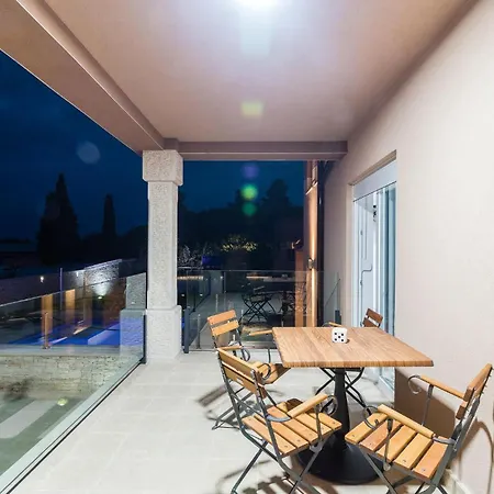 Holiday home 7 Bedroom Cozy In *